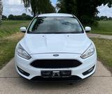 Ford Focus 1,5TDCi S/S DPF Ambiente Turnier TÜV 01/28 - Ford Focus Ambiente mit Diesel-Antrieb