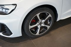 AUDI A1 Sportback 40 TFSI | 2 x S line | LED | SONOS AUDI A1 Sportback 40 TFSI | 2 x S line | LED | SONOS