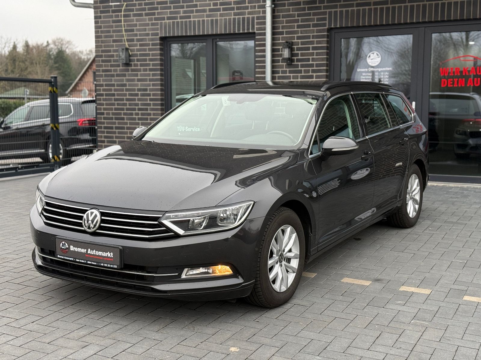 VW Passat Variant Comfortline*DSG*NAVI*PDC*SHZ*AHK*