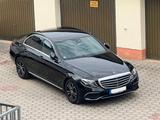 Mercedes-Benz E 220 d EXCLUSIVE Autom. EXCLUSIVE MB100 Garanti - Mercedes-Benz E 220 Gebrauchtwagen in München