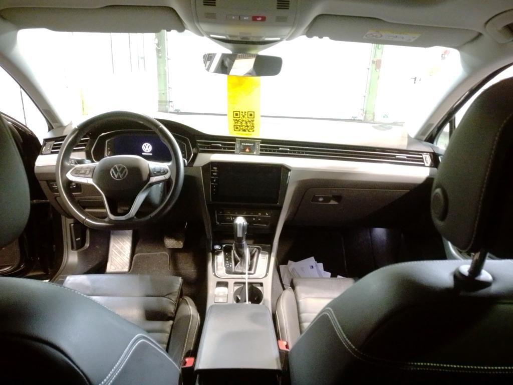 Fahrzeugabbildung Volkswagen Passat Variant TDI Business DSG Standhzg. Matrix