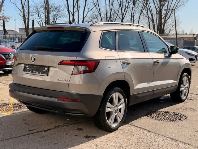 Fahrzeugabbildung SKODA Karoq 1.5 TSI ACT Style Leder+LED+Allwetter*AHK