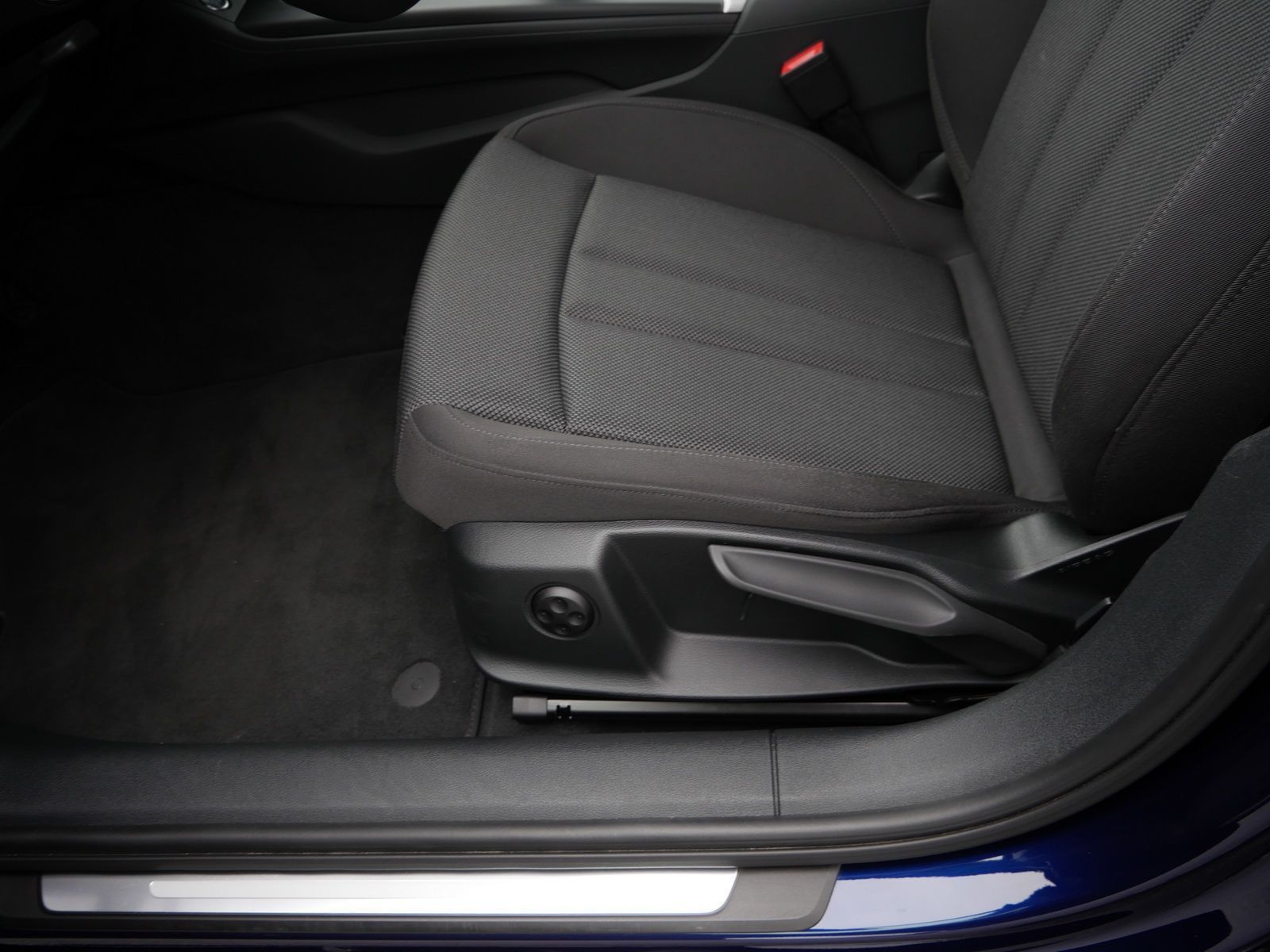 Audi A4 - Bild 21