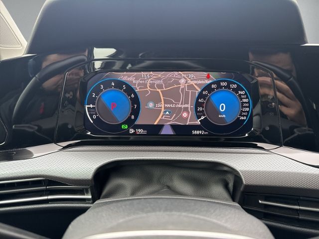 Golf VIII Variant 1.0 eTSI DSG LED+NAVI+RFK+SIHZ