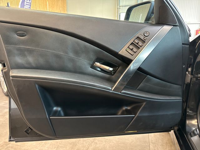 BMW 525i Limousine *2. Hand*Klima*SHZ*Navi*Xenon*CD*