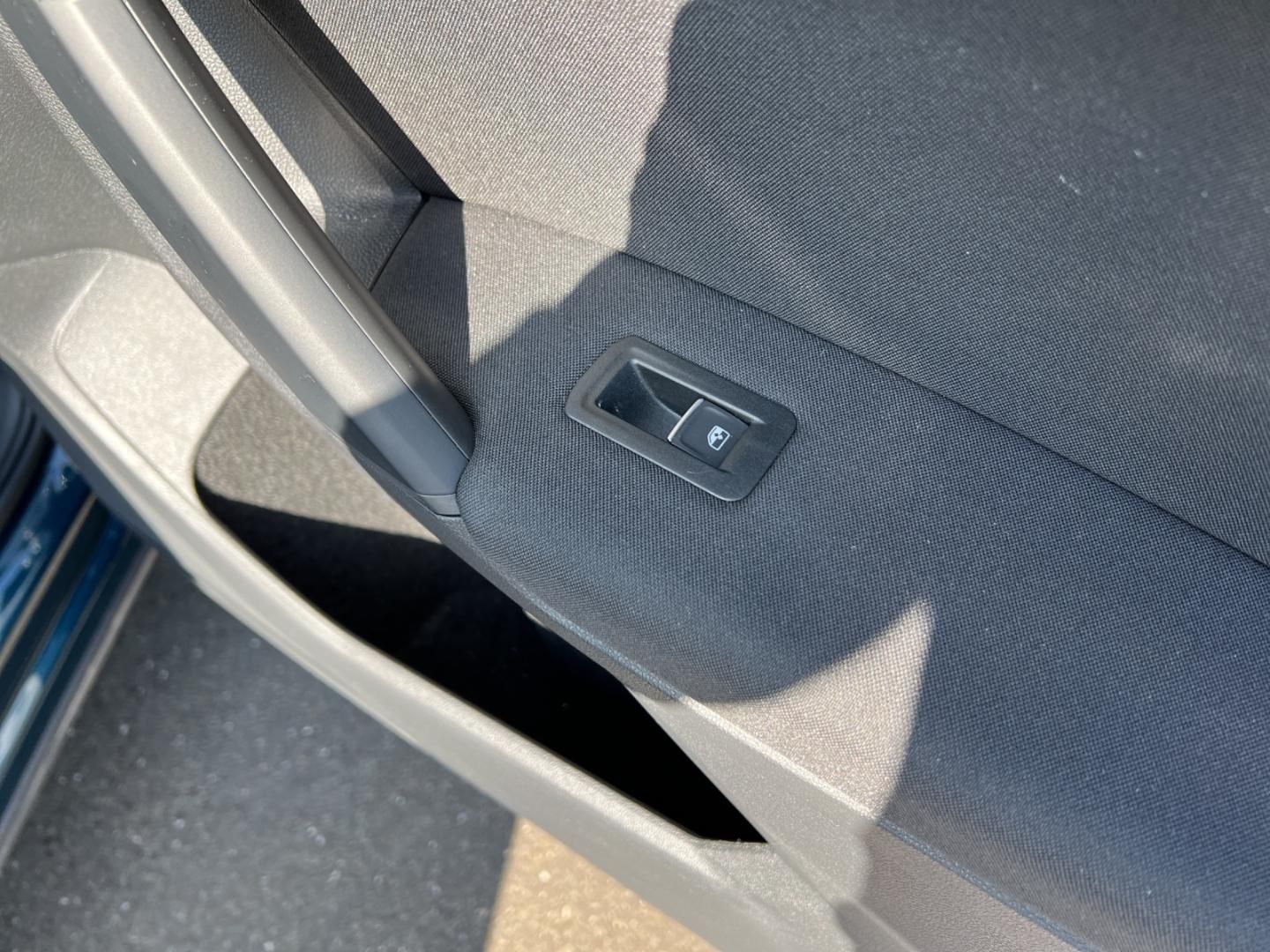 Fahrzeugabbildung Volkswagen Tiguan Active ACTIVE 1.5l TSI,DSG,AHK,Navi,Clima