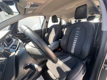 BMW 220 Active Tourer - 12