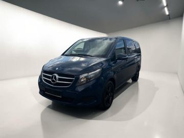 Mercedes V 250 - 1