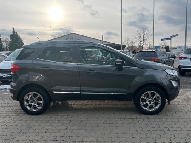 Fahrzeugabbildung Ford EcoSport Titanium Kamera, Navi, DAB, Winterpaket