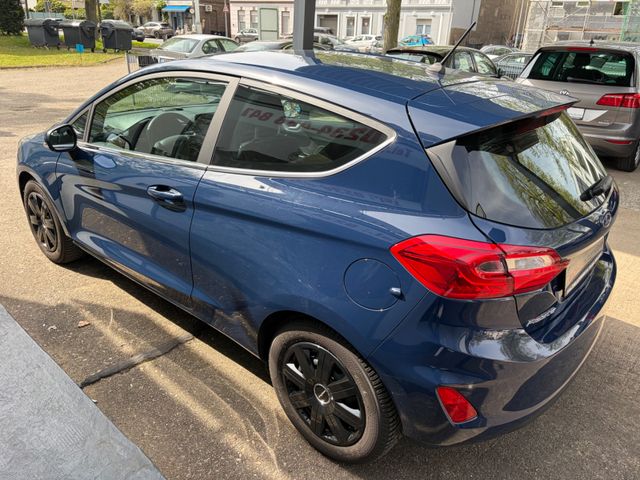 Fahrzeugabbildung Ford Fiesta+1.Hand+CarPlay+LED+LM+PDC+BT+SHZ