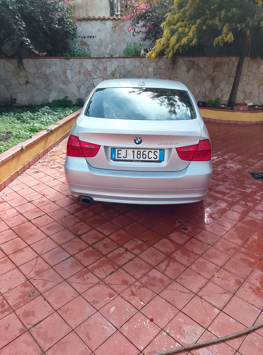 BMW 320 - 1