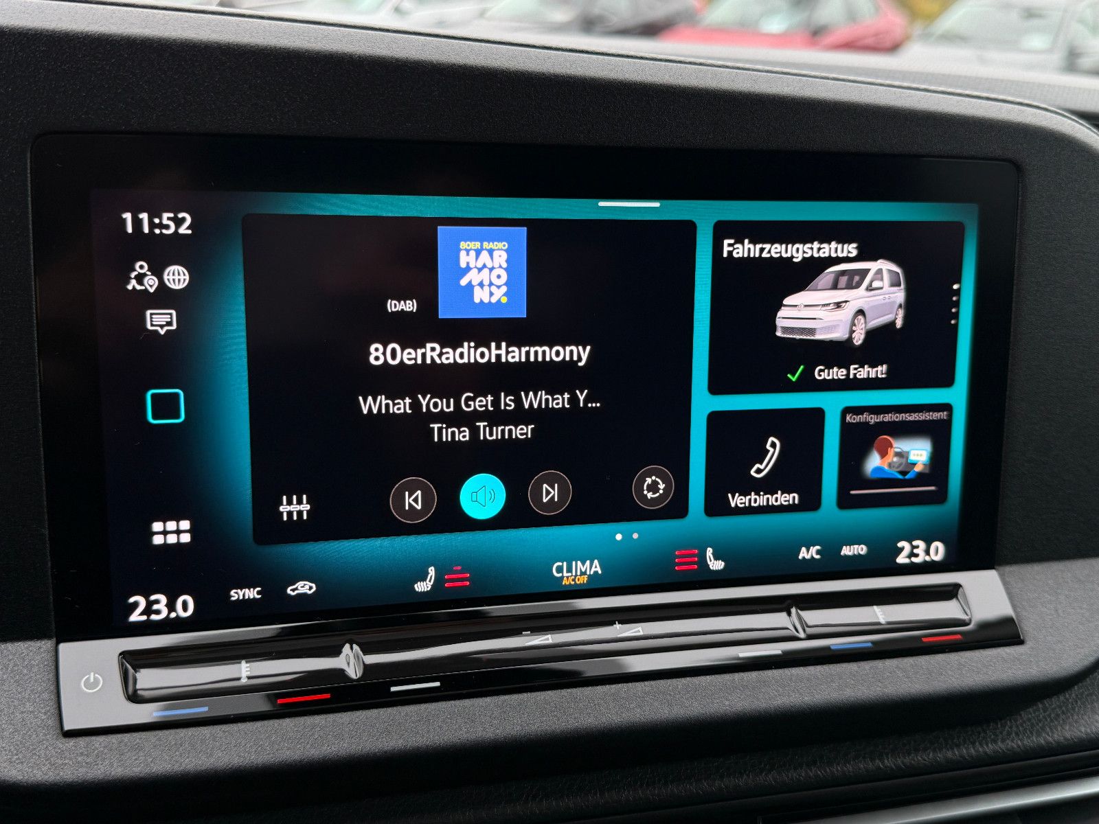 Fahrzeugabbildung Volkswagen Caddy Edition Maxi 7-Sitzer ACC AHK LED Pano Kam