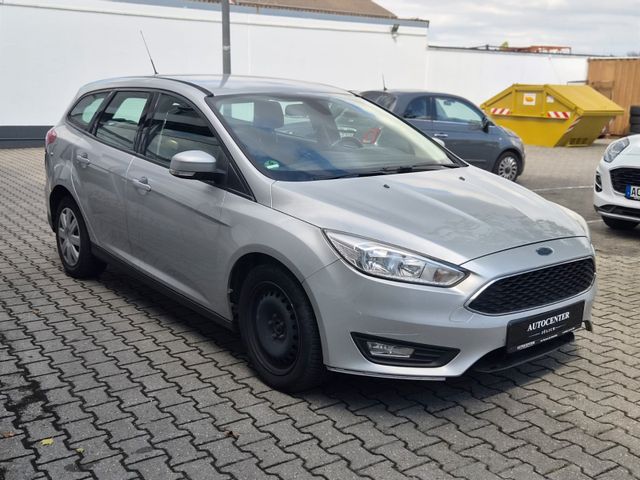 FORD Focus Turnier Business - Bild 6