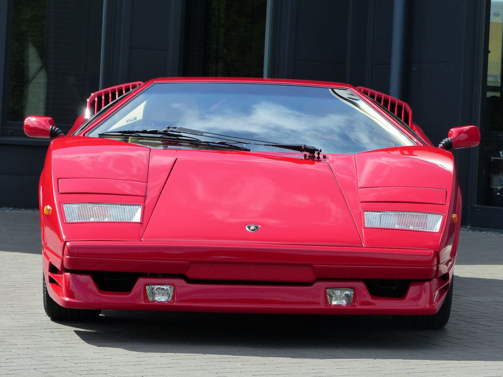 Fahrzeugabbildung Lamborghini Countach 25 th Anniversary