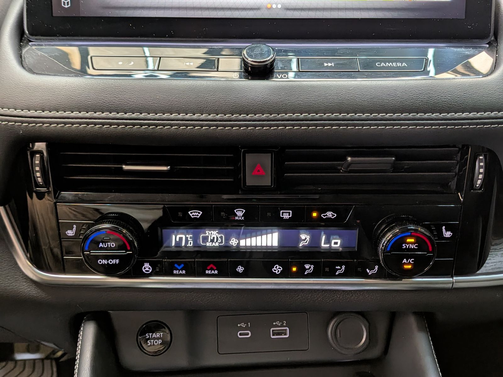 Fahrzeugabbildung Nissan X-Trail 1.5 e-Power e-4 Tekna Bose HUD LED+ 20"