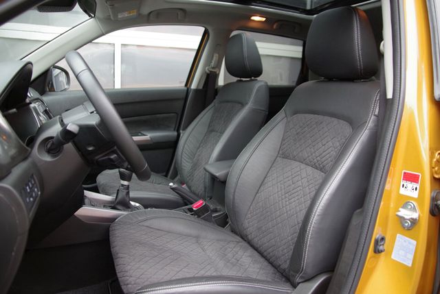 Suzuki Vitara 1.4 Comfort+ 4x4*Pano,ACC,AHK,LED,Kamera*