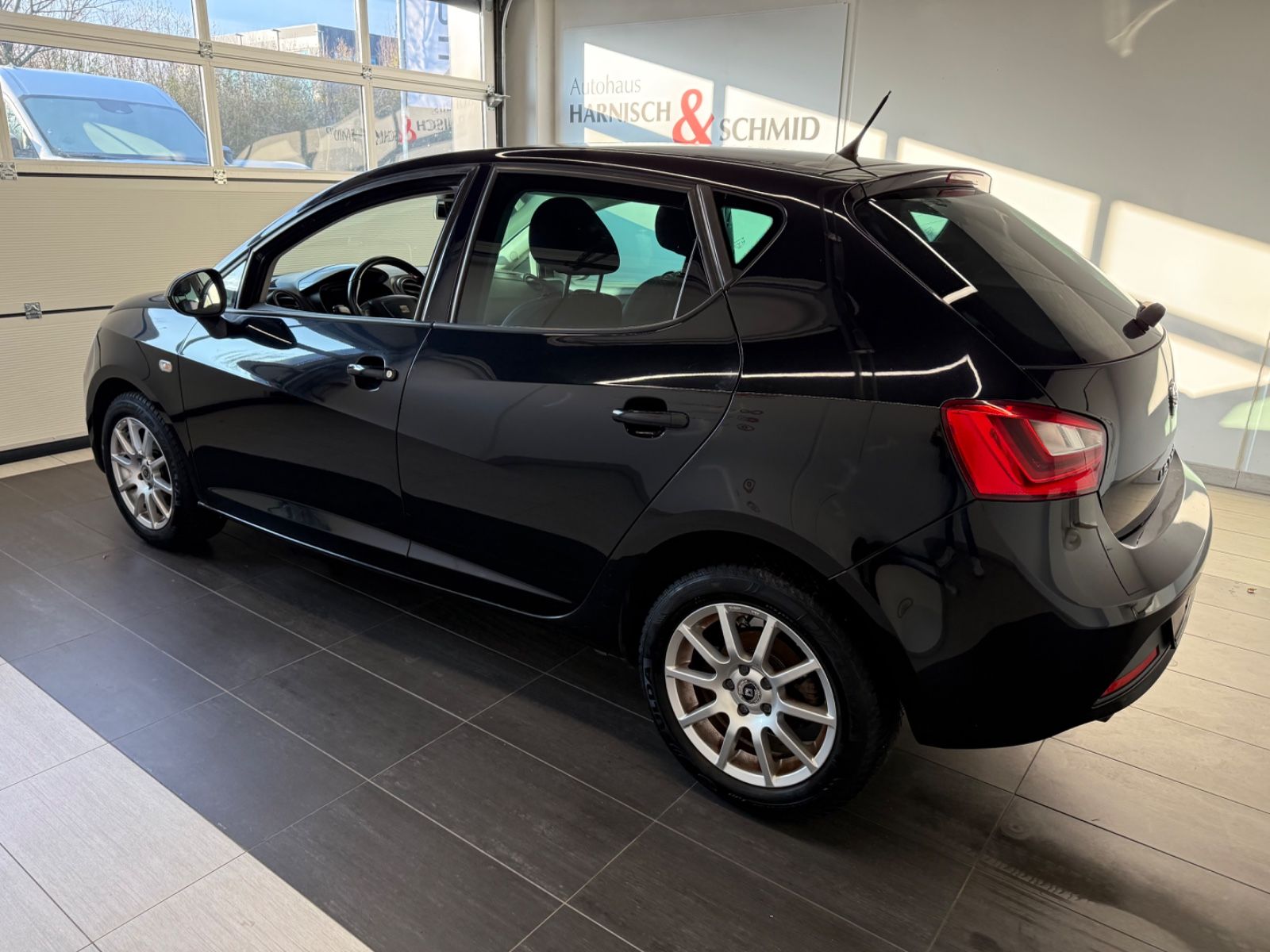 Fahrzeugabbildung SEAT Ibiza Lim. FR, Klimaauto., Sitzheizung
