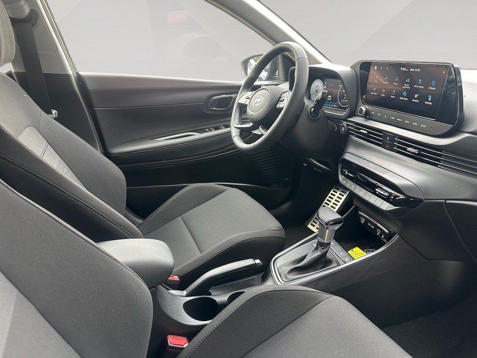 Fahrzeugabbildung Hyundai BAYON 1.0T 100PS DCT Trend Bose Komfort