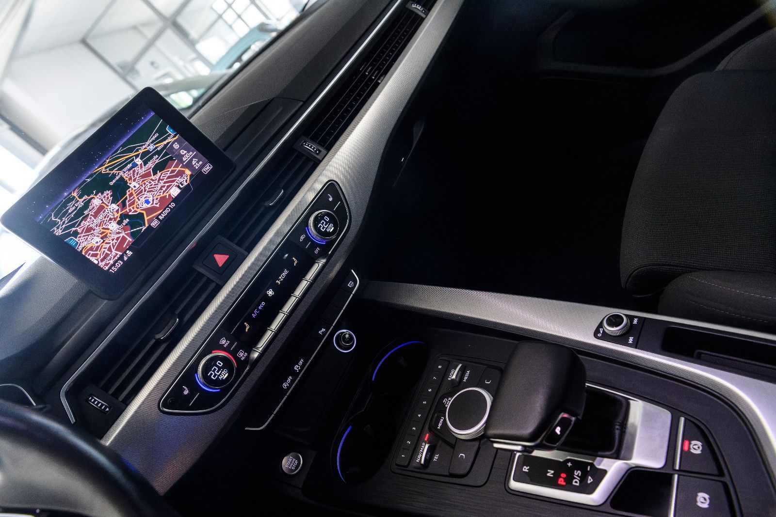 Fahrzeugabbildung Audi A4 Avant sport +LED +MICHELIN