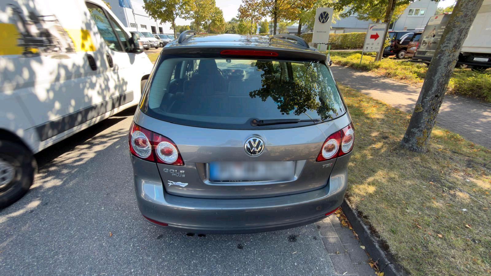 Volkswagen Golf Plus 2009 — rear view