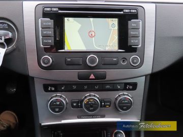 Volkswagen Passat - 5