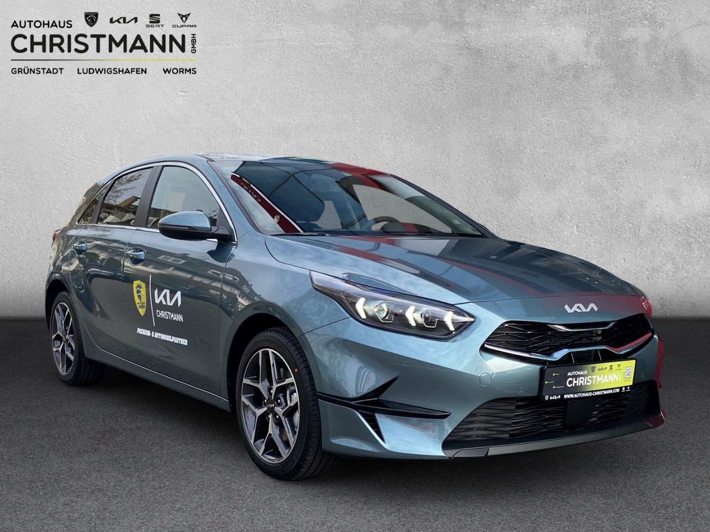 Fahrzeugabbildung Kia Ceed Kia ULTIMATE EDITION 1.5 T-GDI *STYLE-PAKET
