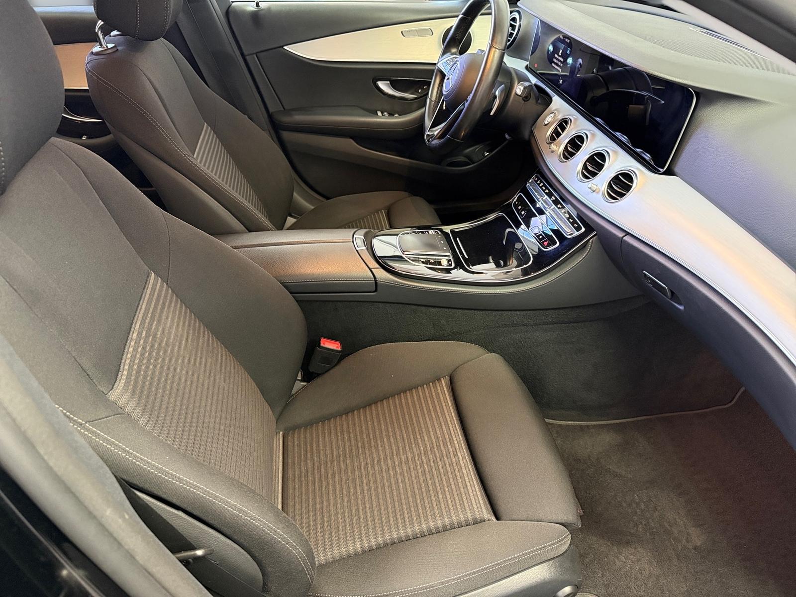 Mercedes-Benz E 220 T-Modell*LED-high*Navi*Kamera*AHK*Tempo*