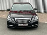Mercedes-Benz E 300 CDI BlueEfficiency  Lim.|Aut|SHZ|TEMPO|PDC - gebrauchte Mercedes-Benz E 300 aus dem Jahr 2011