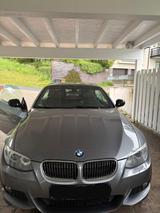 BMW 330i Cabrio - - BMW 330 mit Benzin-Antrieb: Cabrio