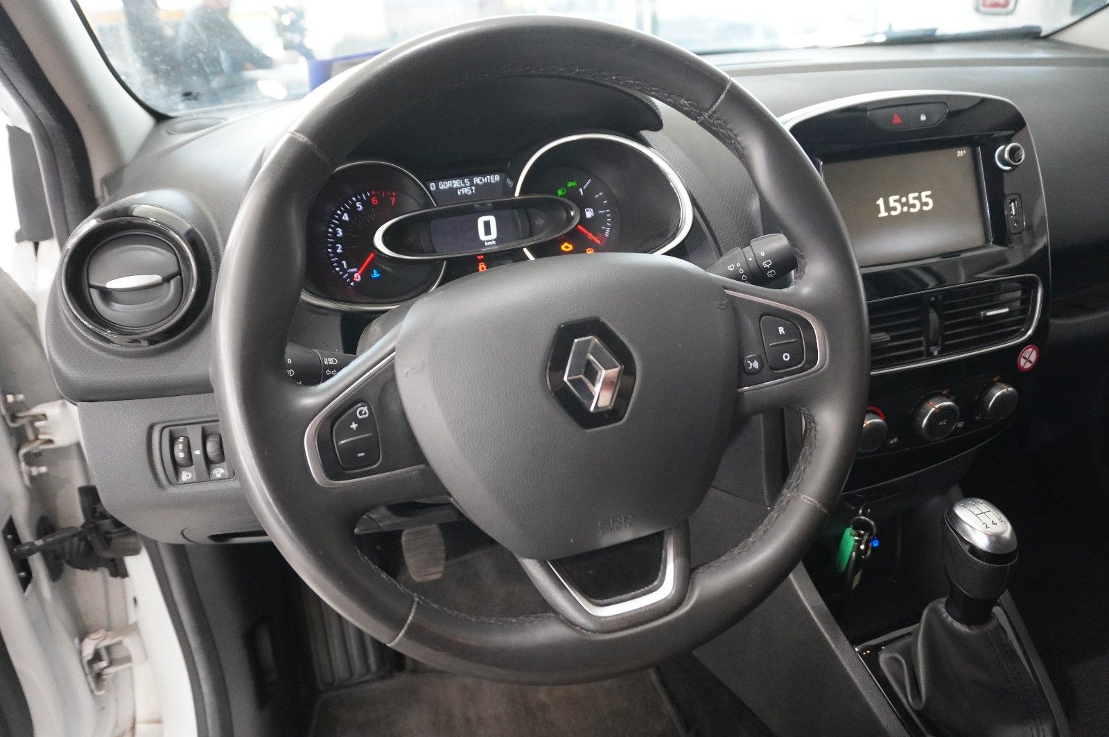 Fahrzeugabbildung Renault Clio IV Grandtour 0.9 TCE LIMITED NAVI/LED/DAB+