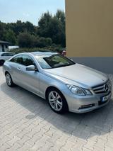 Mercedes-Benz Mercedes E250 Coupé - Mercedes-Benz E 250 in Duisburg