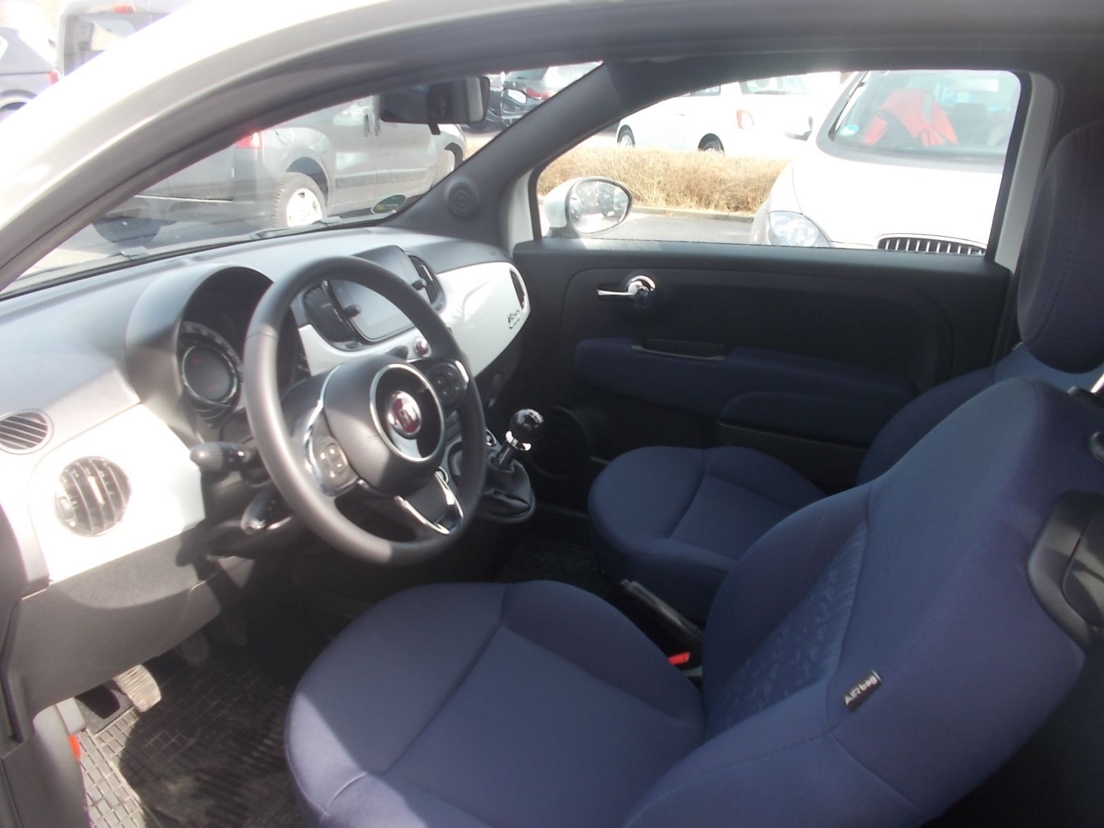 Fahrzeugabbildung Fiat 500 1.0 Mild Hybrid Club