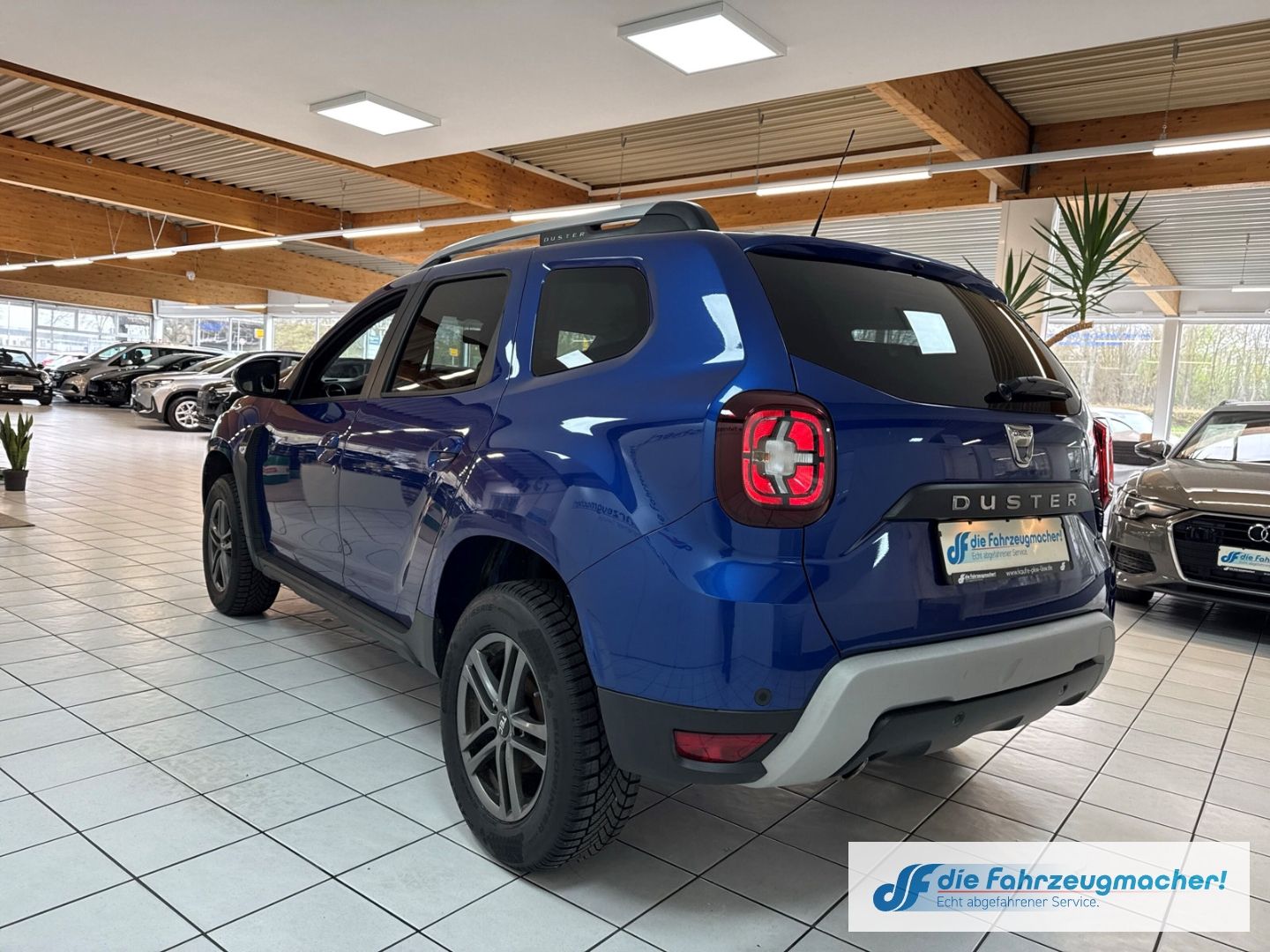 Fahrzeugabbildung Dacia Duster II Comfort Klimaautom DAB PDC *EXPORT