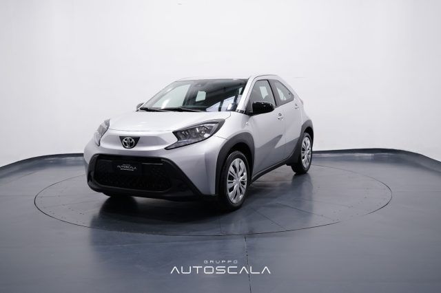 Jiný TOYOTA Aygo X 1.0 VVT-i 72cv 5 porte Active