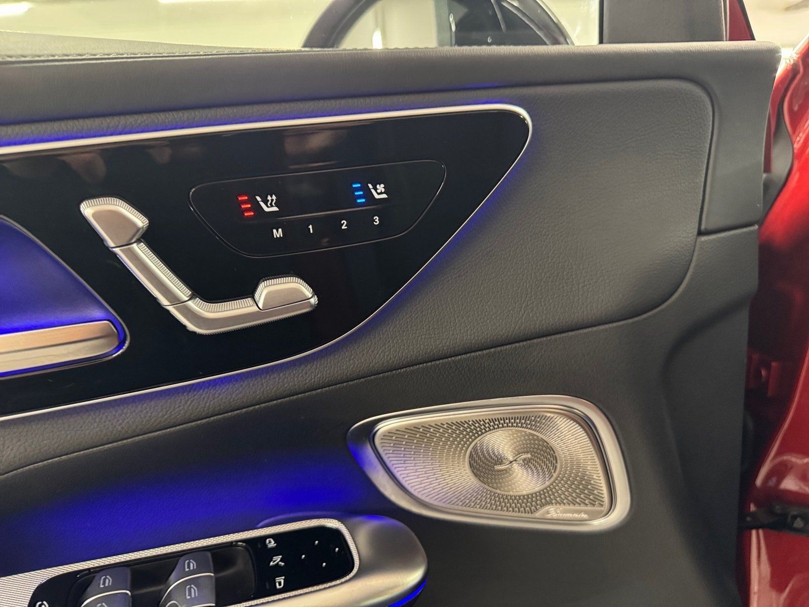 Fahrzeugabbildung Mercedes-Benz GLC 300 e 4M*AMG*Pano*AHK*DigitalL*Distronic*360