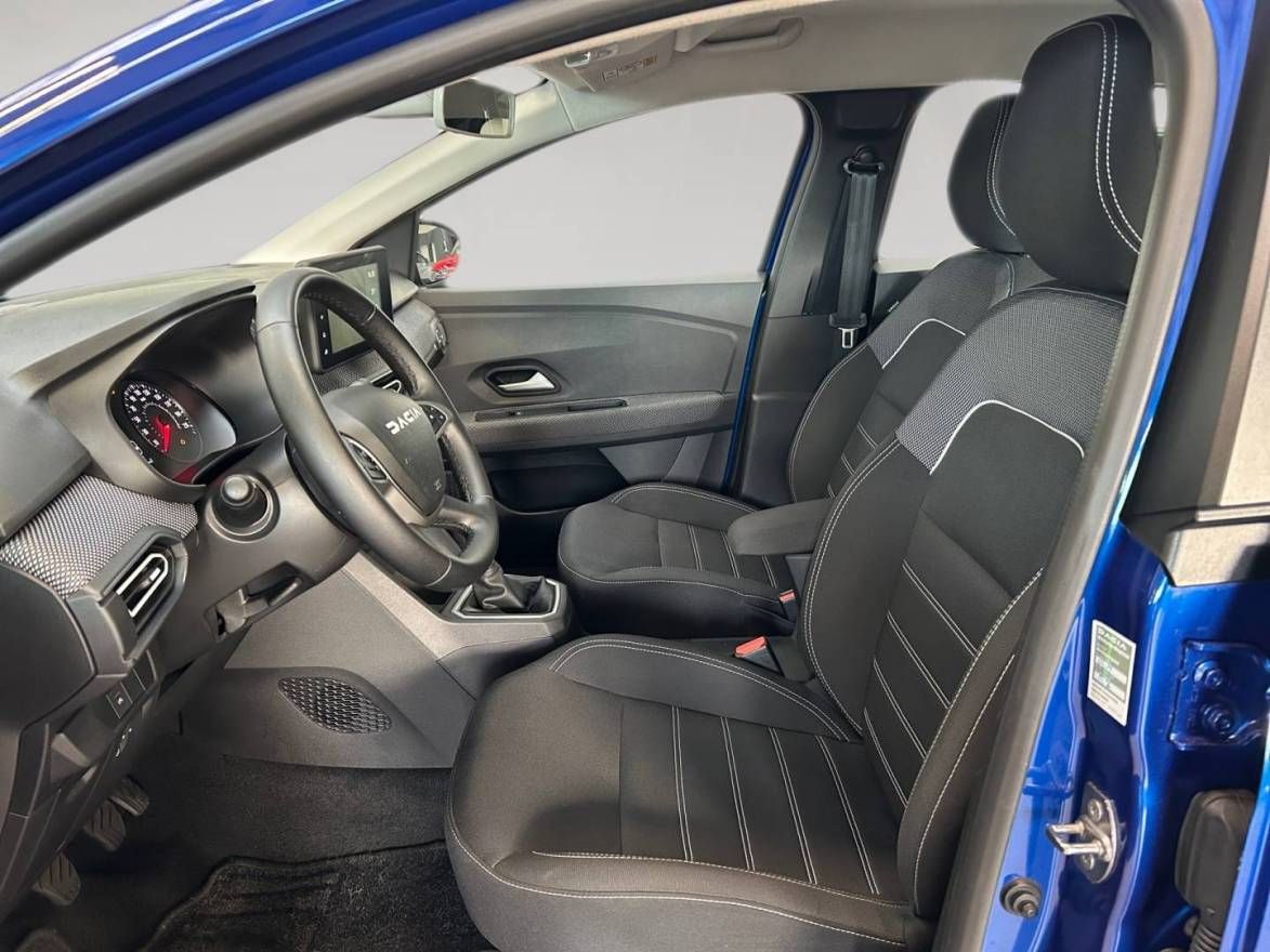 Fahrzeugabbildung Dacia Sandero Expression TCe 100 ECO-G