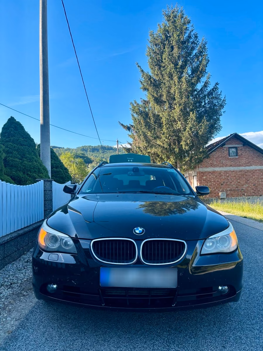 BMW 530
