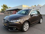Audi A1 ambition/AUTOMATIK/PDC/NEU REIFEN/NAVI/BT - Audi A1: Auto