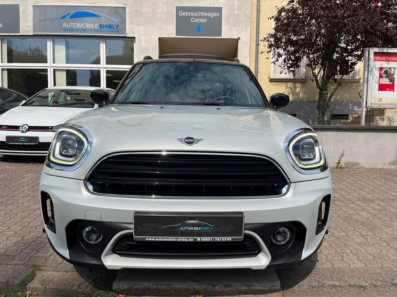 MINI COOPER Countryman Classic Trim Aut. PANORAMA