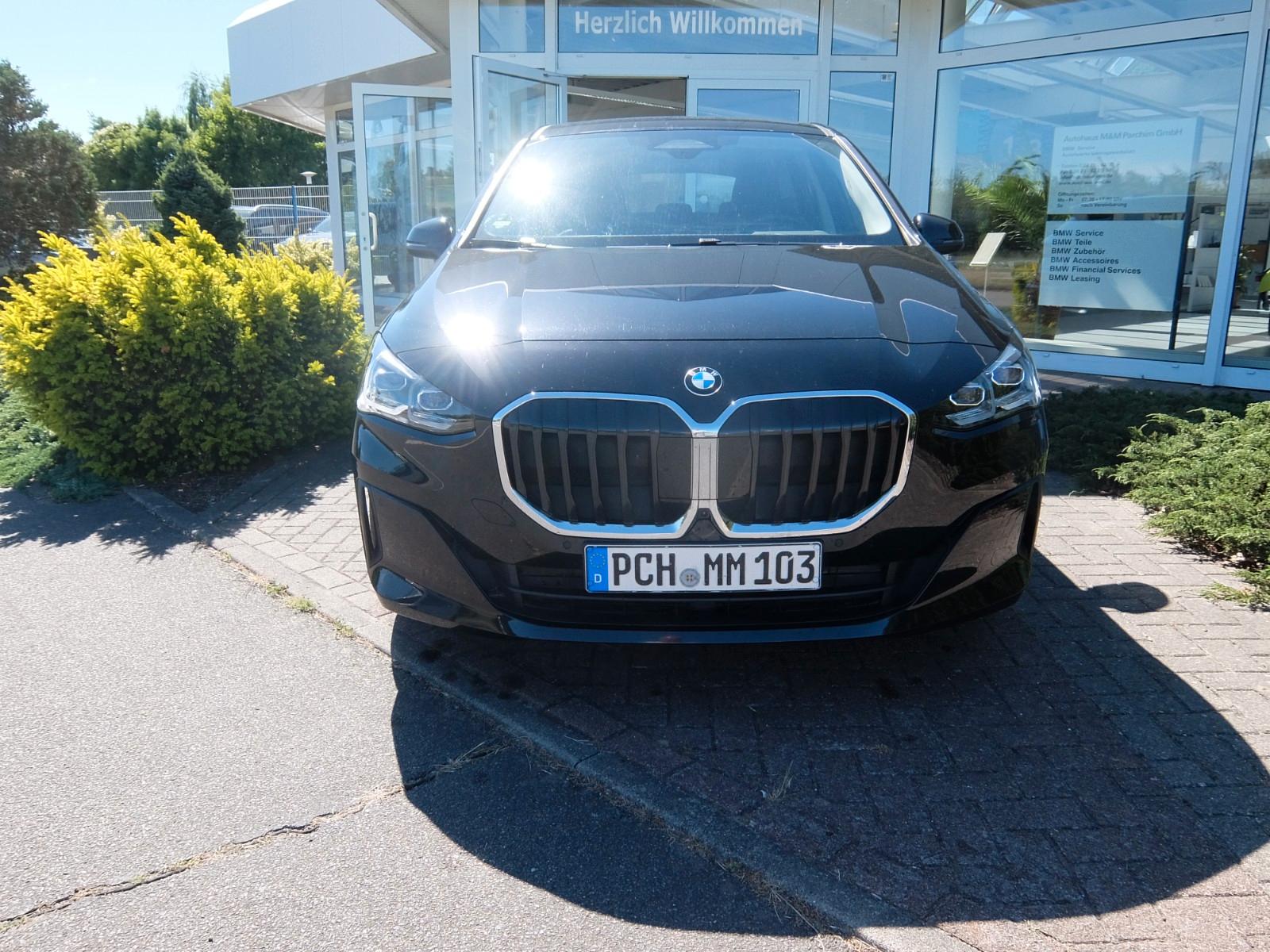 BMW 218dA Active Tourer LED NAVI DAB