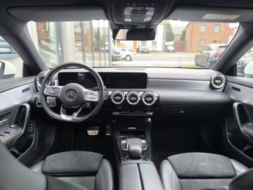 Bild 14 Mercedes-Benz CLA 220 AMG-Line Automatik Kamera MBUX Ambiente