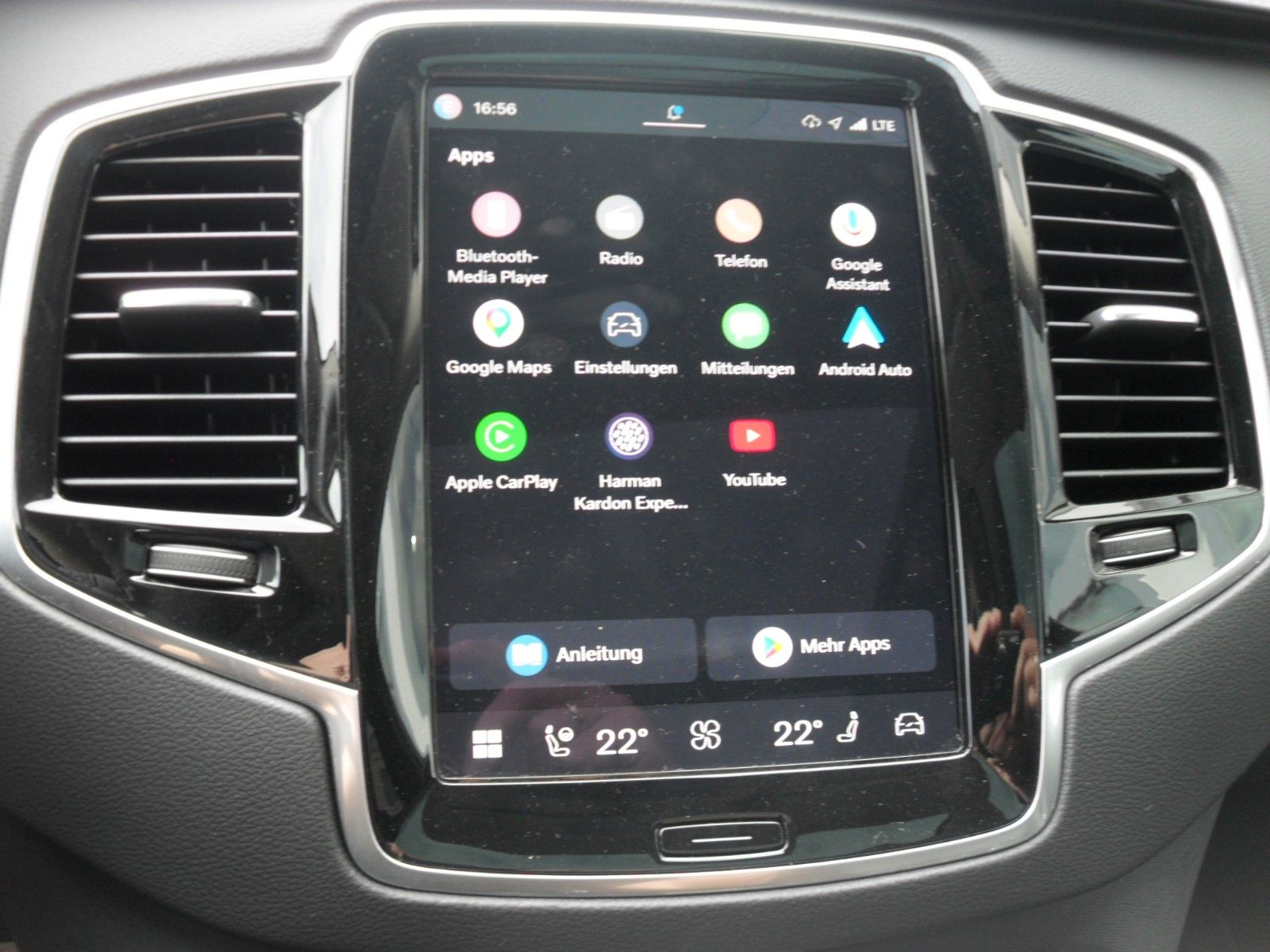 Fahrzeugabbildung Volvo XC 90 Ultimate Bright AWD