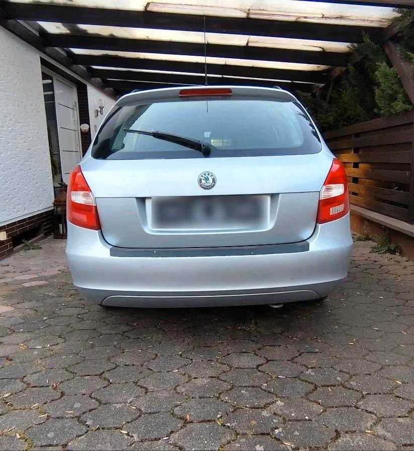 Skoda Fabia 2008 — engine 69 HP (51kW)
