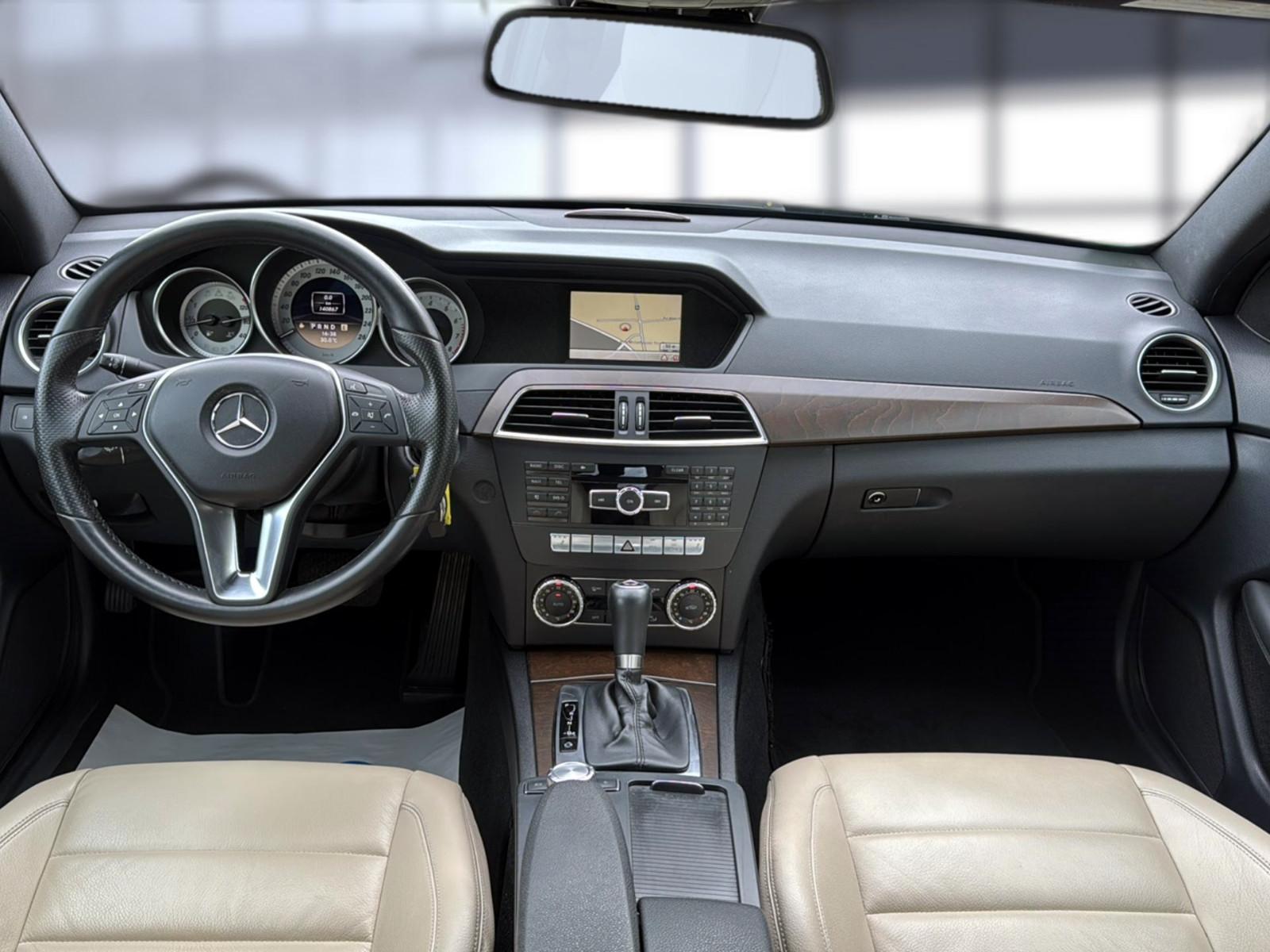 Mercedes-Benz C 180 Coupe CGI+BI-XENON+NAVI+LEDER+PDC+ALU