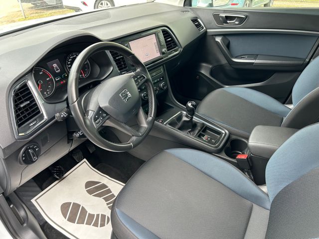 Fahrzeugabbildung Seat Ateca Style 1.6TDI+1.Hand+Navi+CarPlay+LED+PDC+