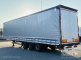 Schmitz Cargobull Curtainsider Mega Getränke
