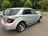 Mercedes-Benz ML 63 AMG 4MATIC AMG - Mercedes-Benz ML 63 AMG in Düsseldorf