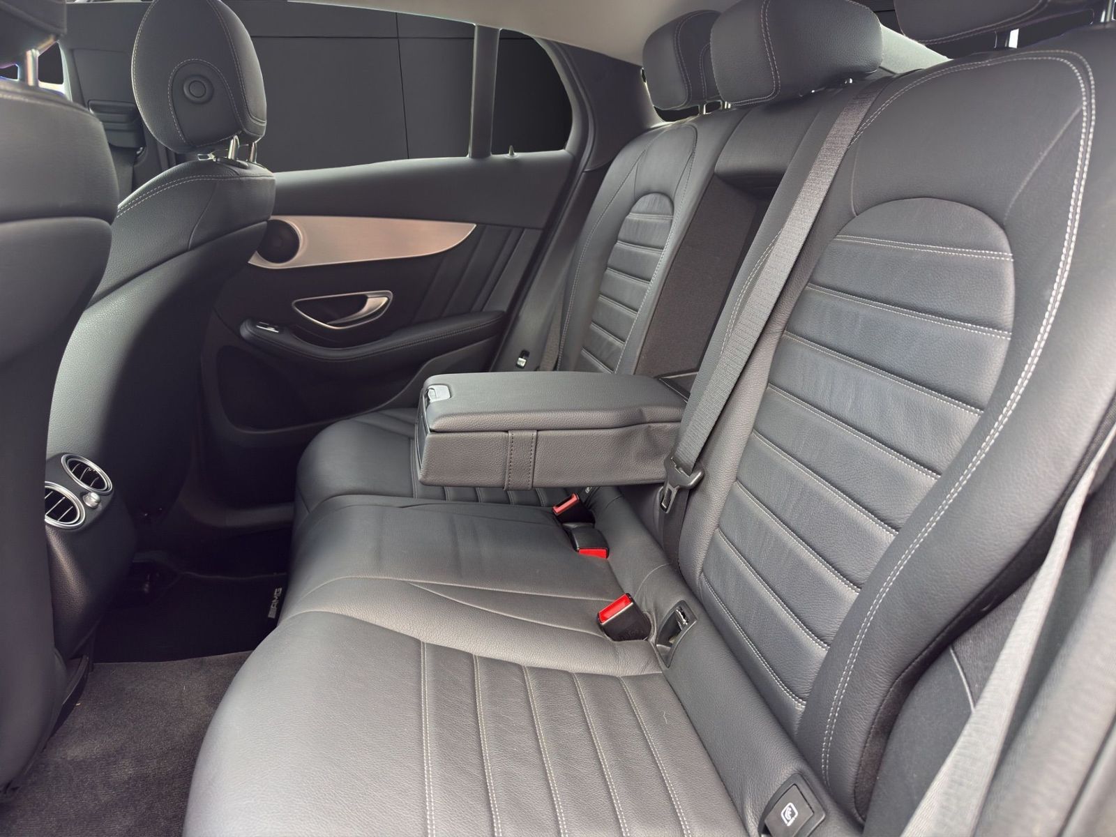 Mercedes-Benz GLC 300 4Matic AMG-Line 12 Monate foto 13