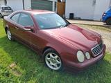 Mercedes-Benz CLK 200 ELEGANCE Elegance - rote Mercedes-Benz CLK 200
