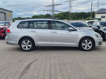 Volkswagen Golf - 3